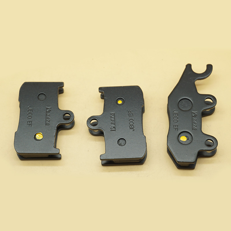 مجموعة فرامل أمامية ودراجة نار - مراجعة Brake Pad Set وسعره